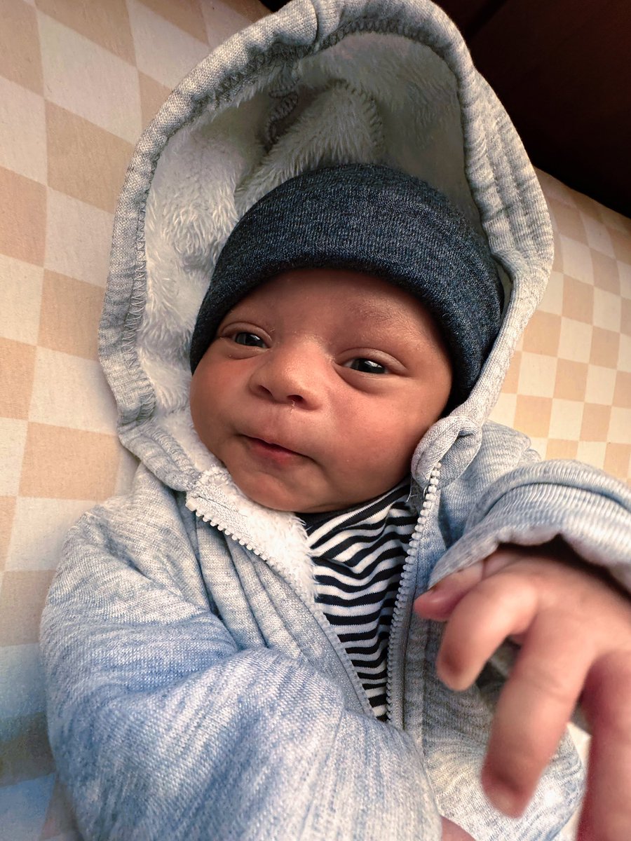 _ColbyCheese's tweet image. Roller Doe. 
the cool kid.