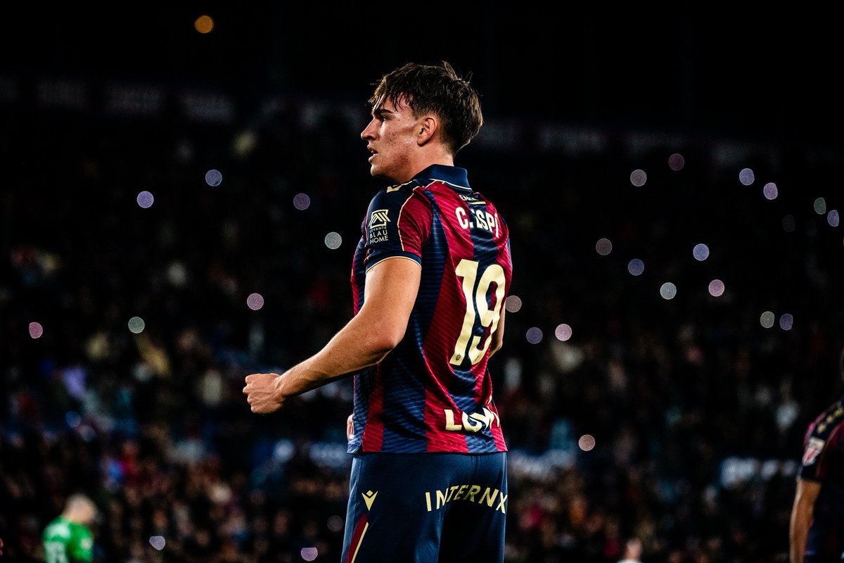 LevanteUD's tweet photo. 5️⃣0️⃣ partidos de Carlos Espí con el primer equipo. https://t.co/J89XqTQAmC