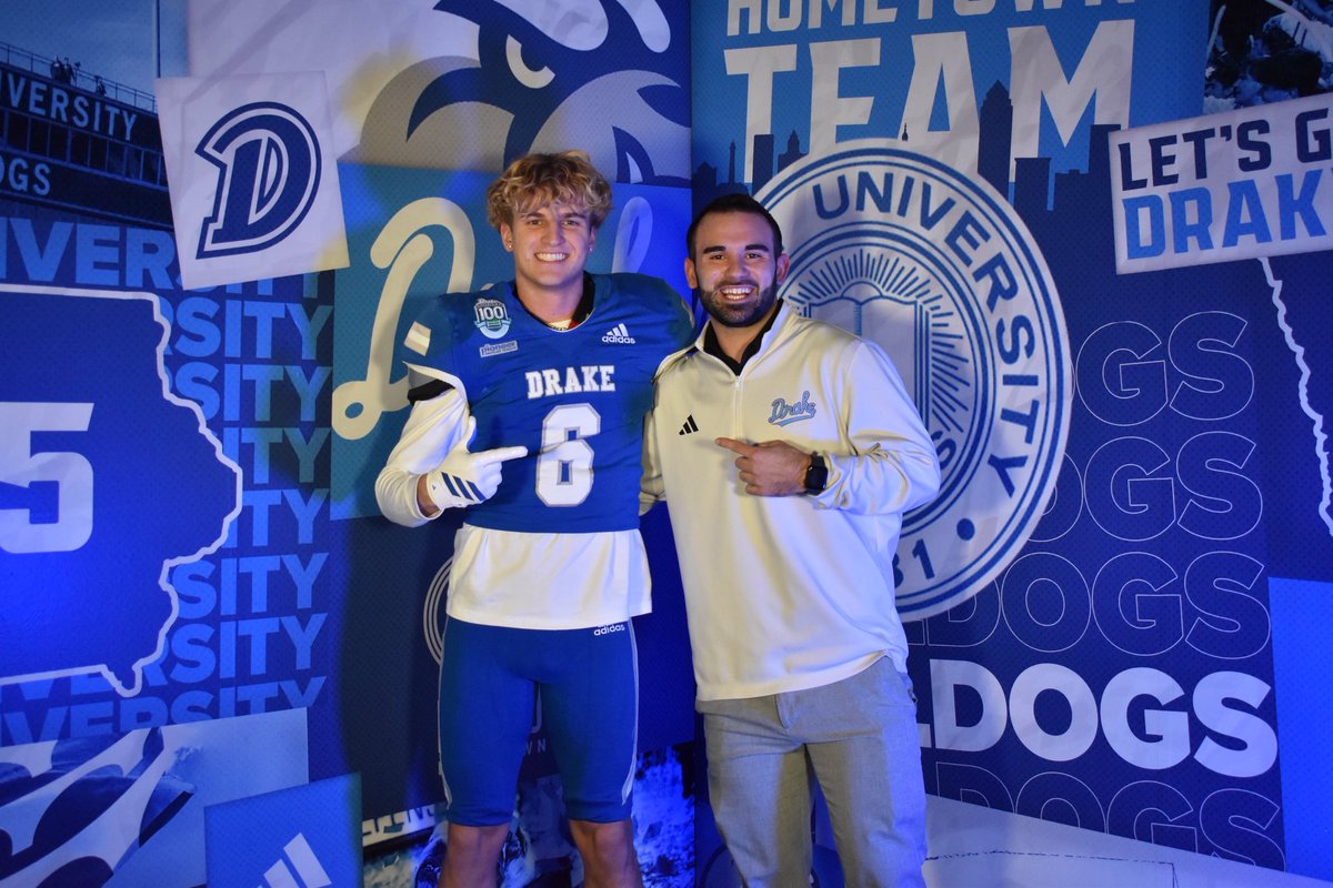 hunterniklos's tweet image. Had an amazing time on my official visit to @DrakeBulldogsFB. Thank you to all the coaches for making my trip to Des Moines a special one!