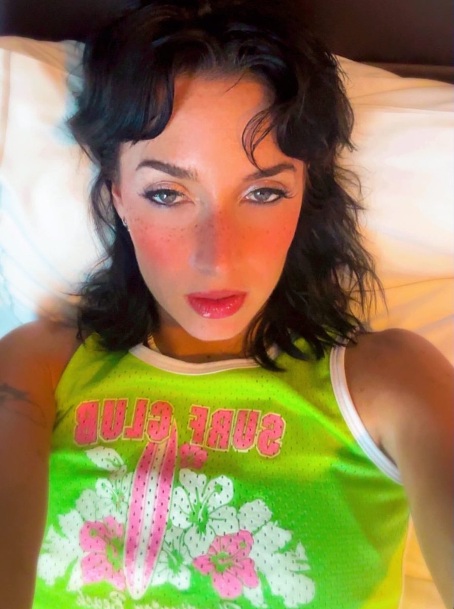 ᯓ★ Gigi tweet media