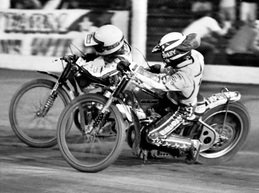 Upright Speedway tweet media