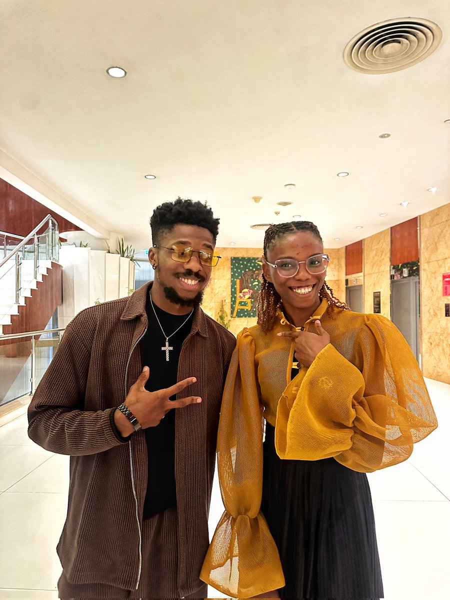 amarachivici's tweet photo. GGuess who I also met?🤭😅
One and only Meshkiey 😂 it was so nice meeting with him... he's very cool in person actually 😹
Maybe one day we'll collaborate and create content 😁🤭 @meshkiey
#meshkiey
#ChristianCreator
#FaithContent
#ChristianInfluencer
#ContentCreator https://t.co/xczNQxxPsr