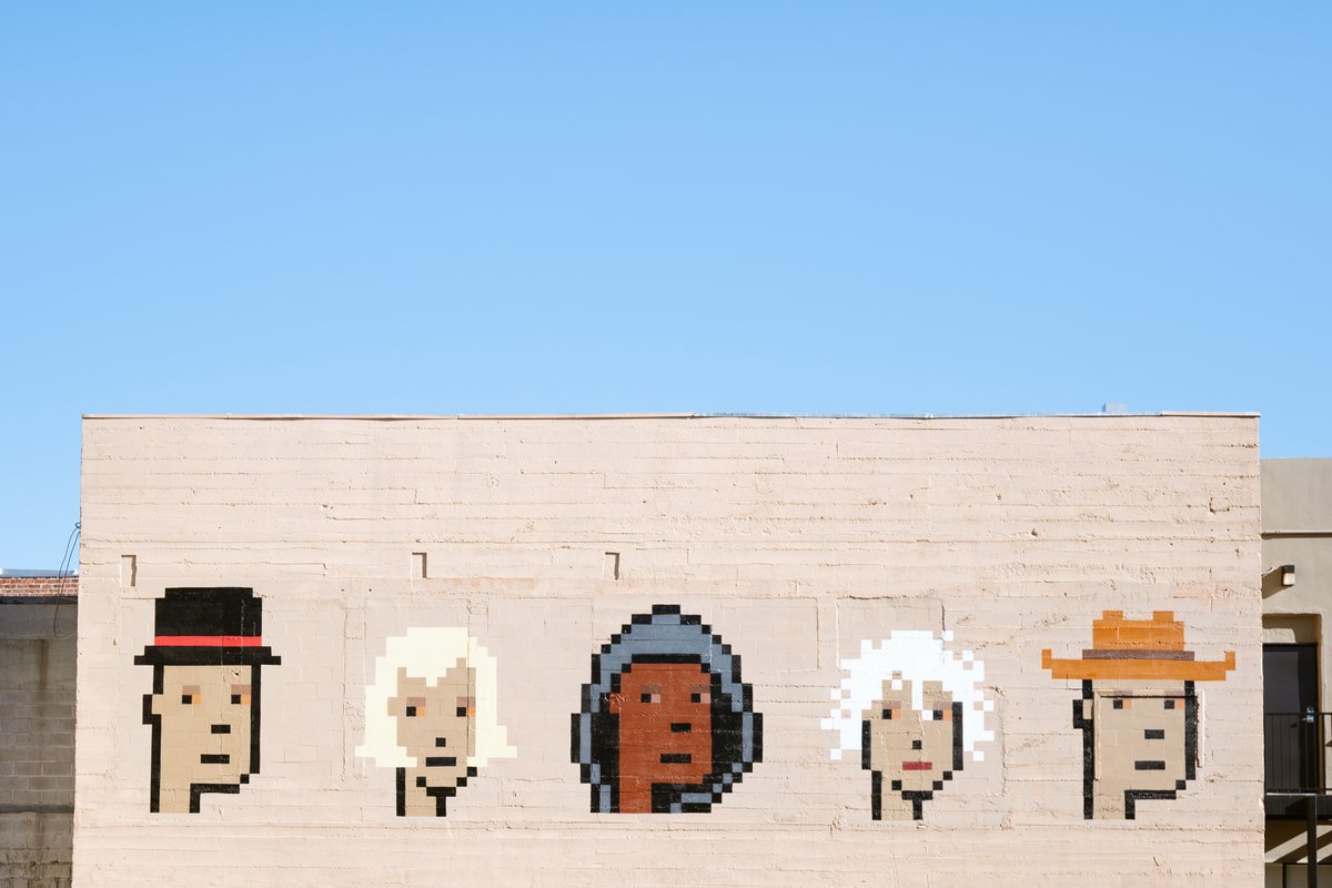 cryptopunks's tweet image. Don’t miss the Punk group photo at the mural created by @LoroMasnah today at 3:00PM at NODE.