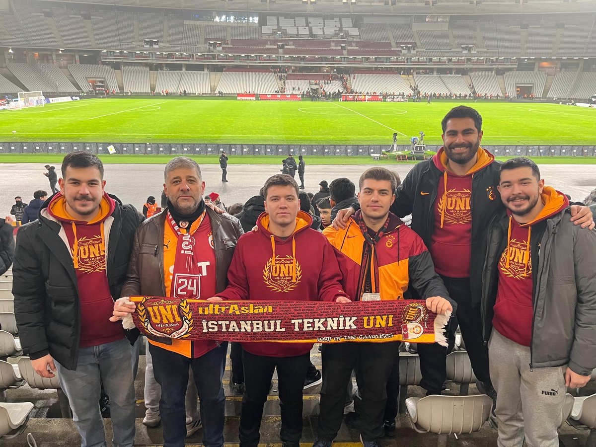 ARMANIN OLDUĞU HER YERDEYİZ!

Bugün Galatasarayımızı Fatih Karagümrük Karşılaşmasında Yalnız Bırakmadık. 

#ultrAslanUNI