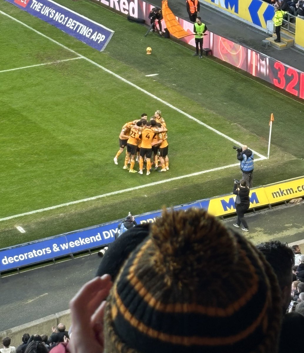 Another three points on the board, game of two halves but a win is a win!

When do we dare to dream?👀🤣

#hcafc