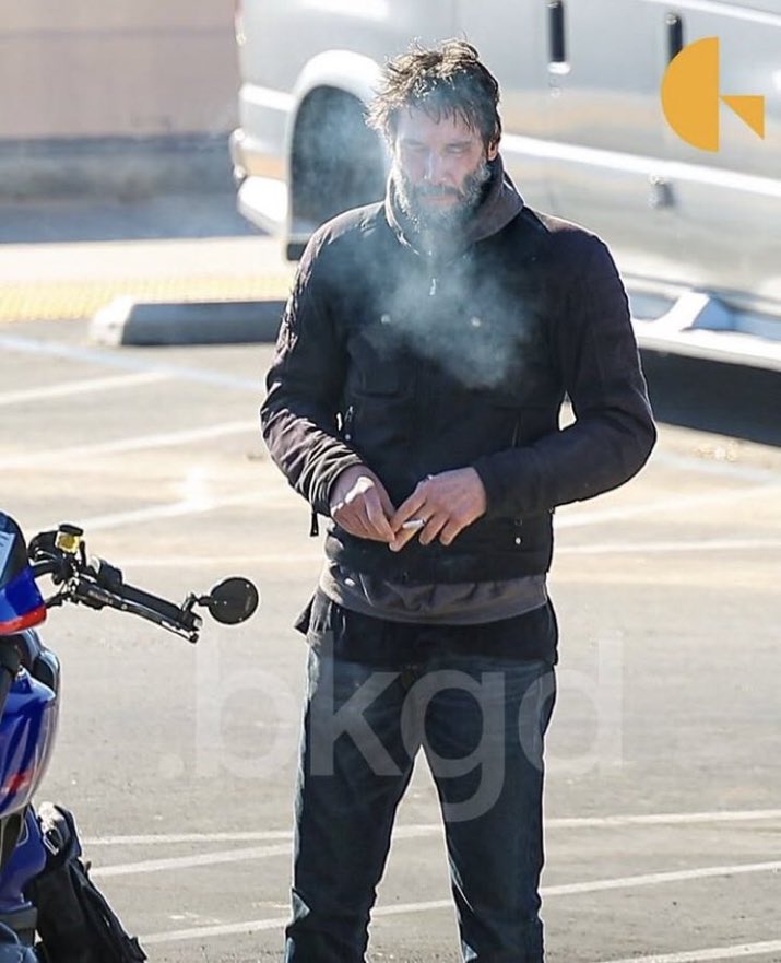 Everythingkeanu tweet media