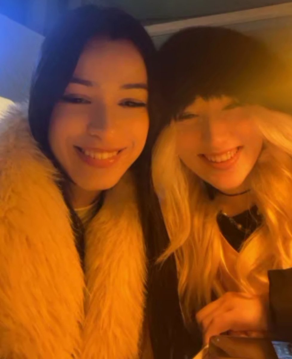 özden pics tweet media