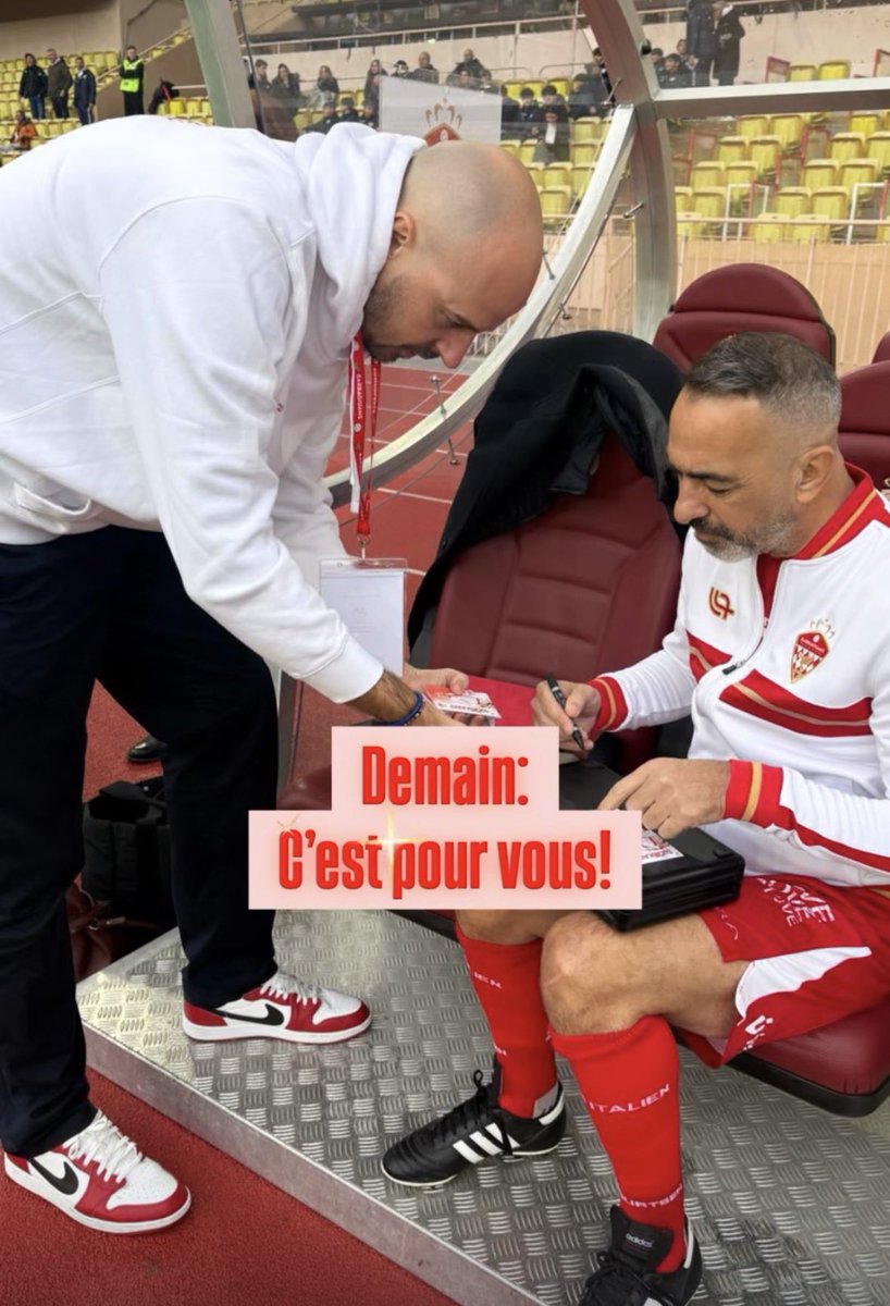 Monaco Card Show tweet media