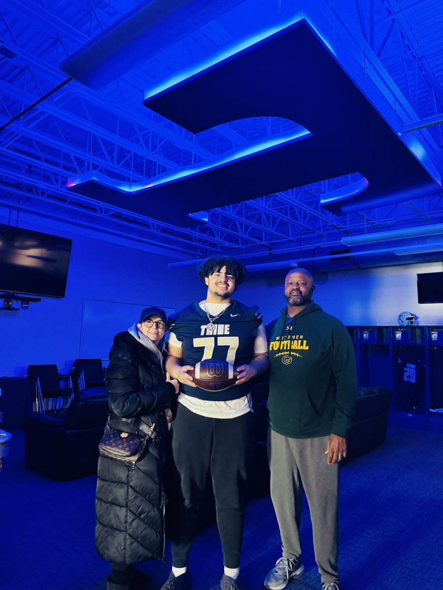 ZFaulkens's tweet photo. Had a great time. Thank you @CoachWilliamsJ and @TrineThunderFB https://t.co/sE4Sic6hMm