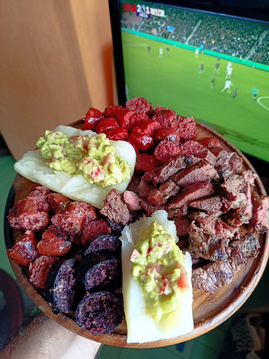 Hombre hacer parrilla, hombre ser feliz. 

🥩🔥🍺