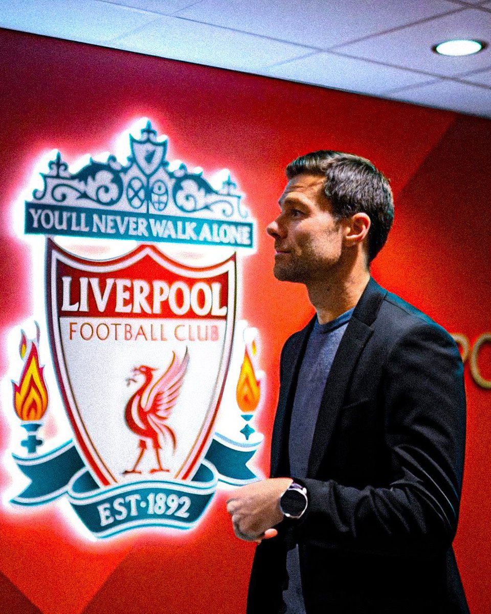 SamueILFC's tweet image. Save us, Xabi Alonso.