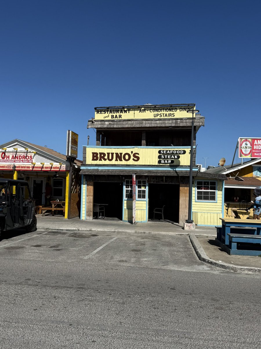 Macy & Bruno tweet media