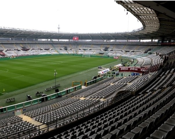 Difendere il Toro e' un dovere di tutti,riuscirci un onore di pochi,Toro Lecce, io non entro! 
#savetorinofc