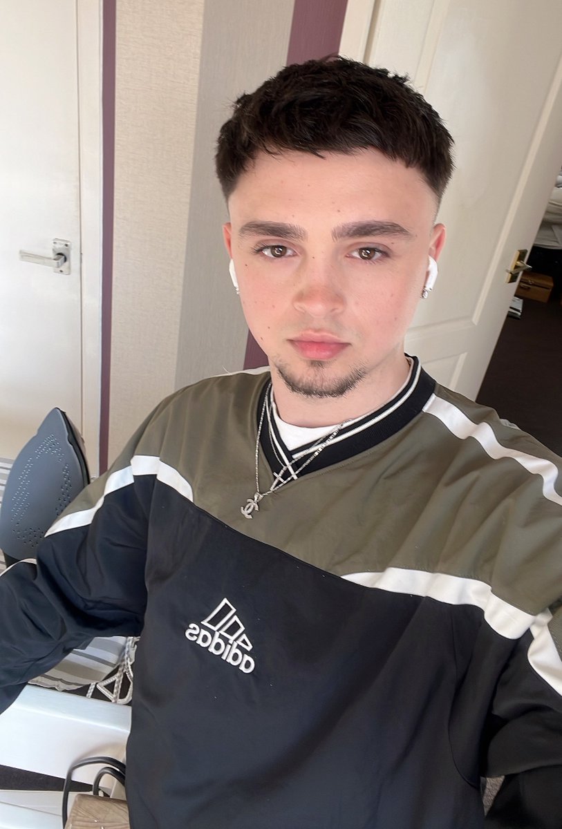 dannny tweet media