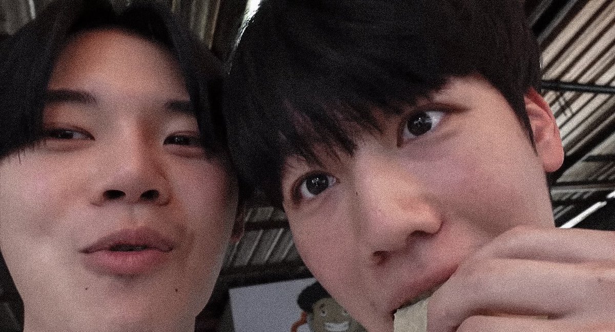 YW012311's tweet image. คิดถึง