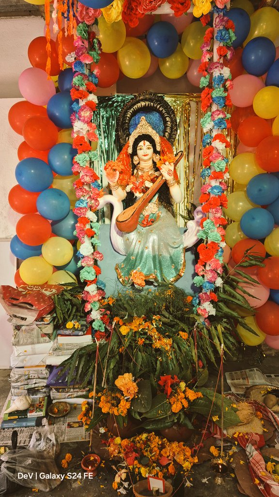 KJagadeb's tweet photo. ପବିତ୍ର ବସନ୍ତ ପଞ୍ଚମୀ ତଥା ବିଦ୍ୟାଦାତ୍ରୀ ମା’ ସରସ୍ଵତୀଙ୍କ ପୂଜା ଅବସରରେ ସମସ୍ତଙ୍କୁ ହାର୍ଦ୍ଦିକ ଅଭିନନ୍ଦନ ଓ ଶୁଭେଚ୍ଛା। ମା' ବୀଣାପାଣିଙ୍କ ଆଶୀର୍ବାଦରୁ ଜ୍ଞାନର ଆଲୋକରେ ସମସ୍ତଙ୍କ ଜୀବନ ଆଲୋକିତ ହେଉ ଏବଂ ସୁଖ, ଶାନ୍ତିରେ ଭରିଯାଉ। Jk coaching centre Nilgiri...🌹🌹🌹🌹🌹🌹🌹🌹🌹🌹🌹🌹🌹🌹🌹 https://t.co/OLdTRLN9sJ