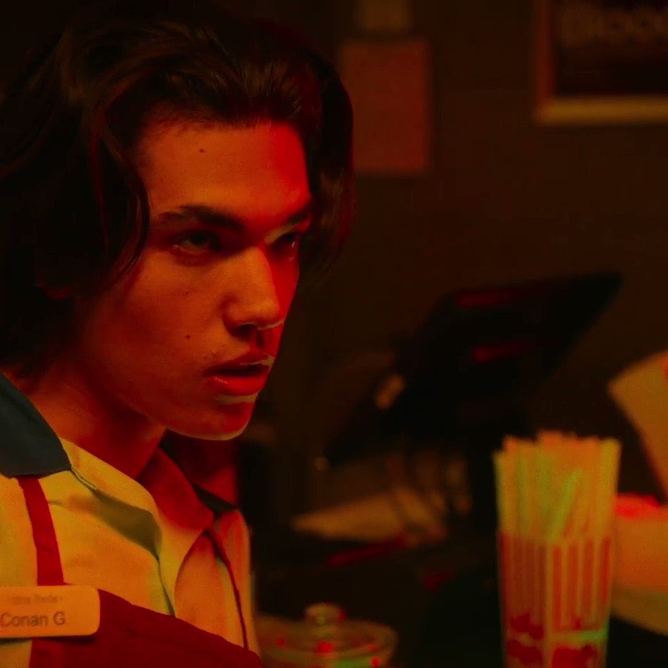 ‘Maniac’ by Conan Gray has surpassed 1 BILLION streams on Spotify.

It becomes his second song to achieve this.