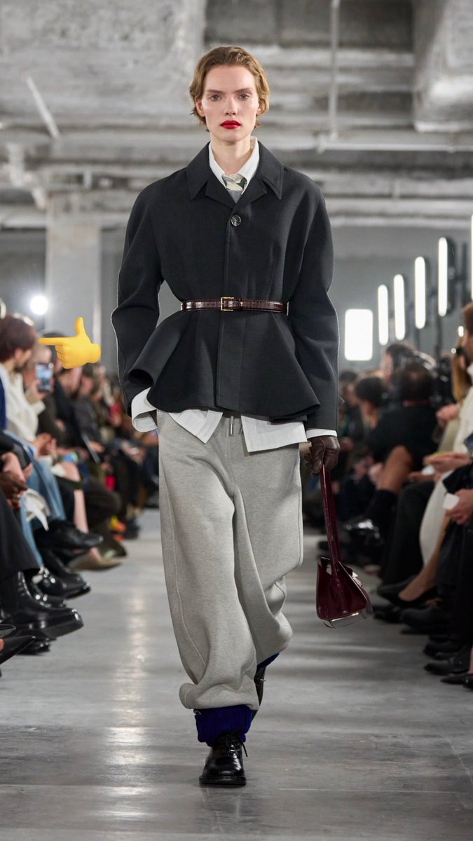 부푸 눈에만 보이는 부떤 남자