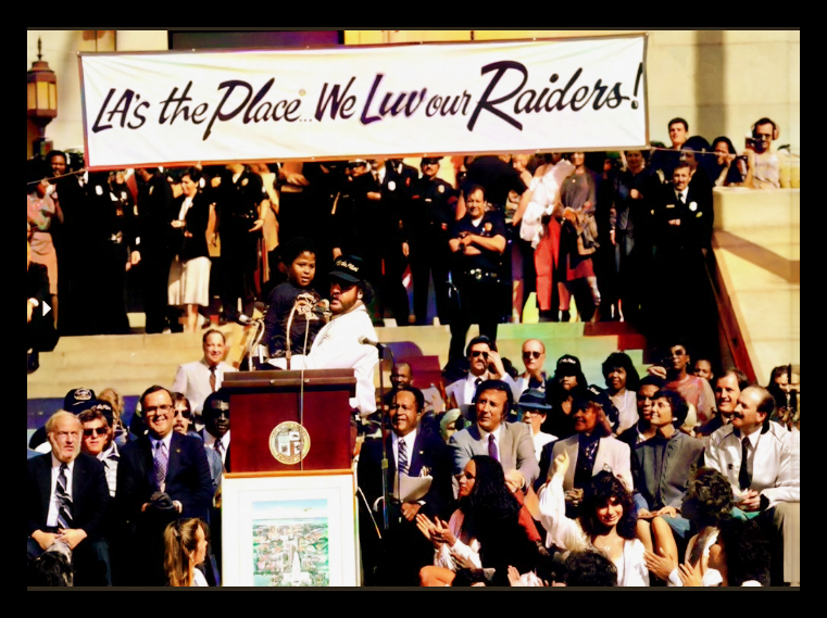 NFLMAVERICK's tweet photo. January 24, 1984

The city of Los Angeles celebrated "Raiders Day" after their Super Bowl XVIII victory. https://t.co/3DJxo70zt2