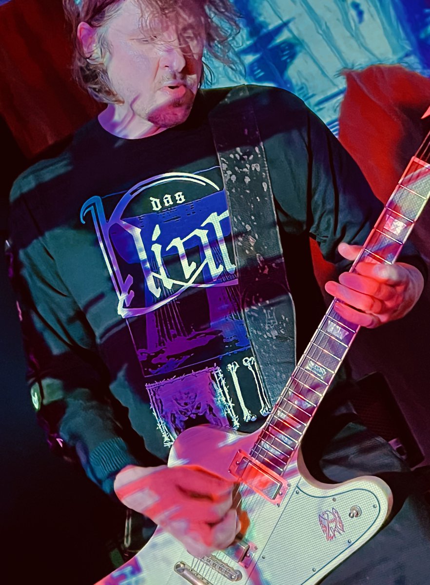 RockstageRiot's tweet image. Gestern im Club Ono2 in Frankfurt am Main: Das Frankfurter Heavy-Stoner-Rock-Trio GOSOLOW als toller Support beim Platten-Release-Konzert ihrer Kollegen HUM. 🤪🤘💥 #Ono2 #GoSoLow #HeavyRock #StonerRock