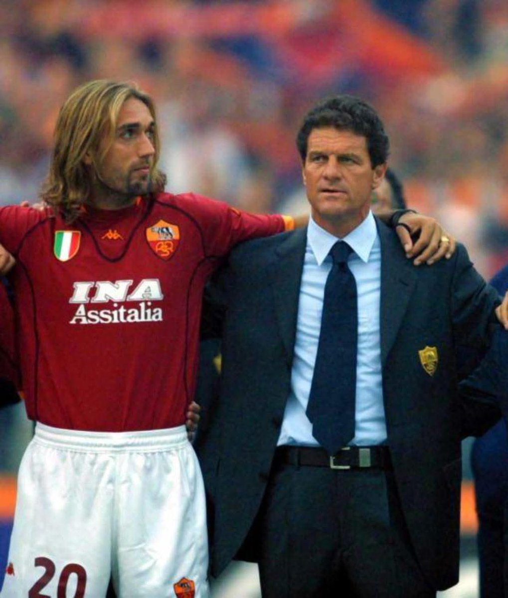 A few years ago, Italian coach Fabio Capello told Roma’s management that if they signed Gabriel Batistuta, he would guarantee them the Serie A title. Indeed, they brought in "Batigol," and Capello kept his promise, as Roma won the Scudetto in 2001. Batistuta even became the