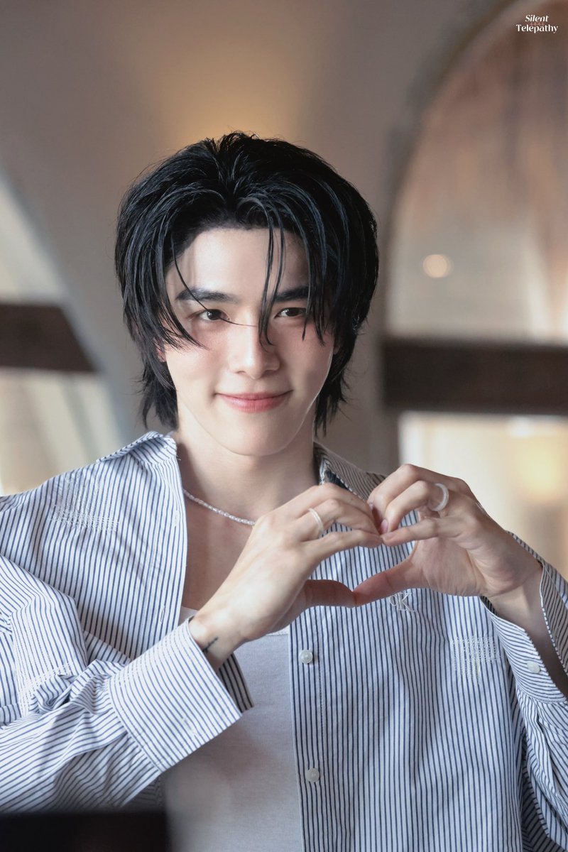 littlemoonp1_x's tweet photo. I miss you and love u too🫶🏻🐋✨️

#AKINAxBOOM
#BXXMRVW #RVW @bxxm_rvw https://t.co/Pgc2UpnM6B