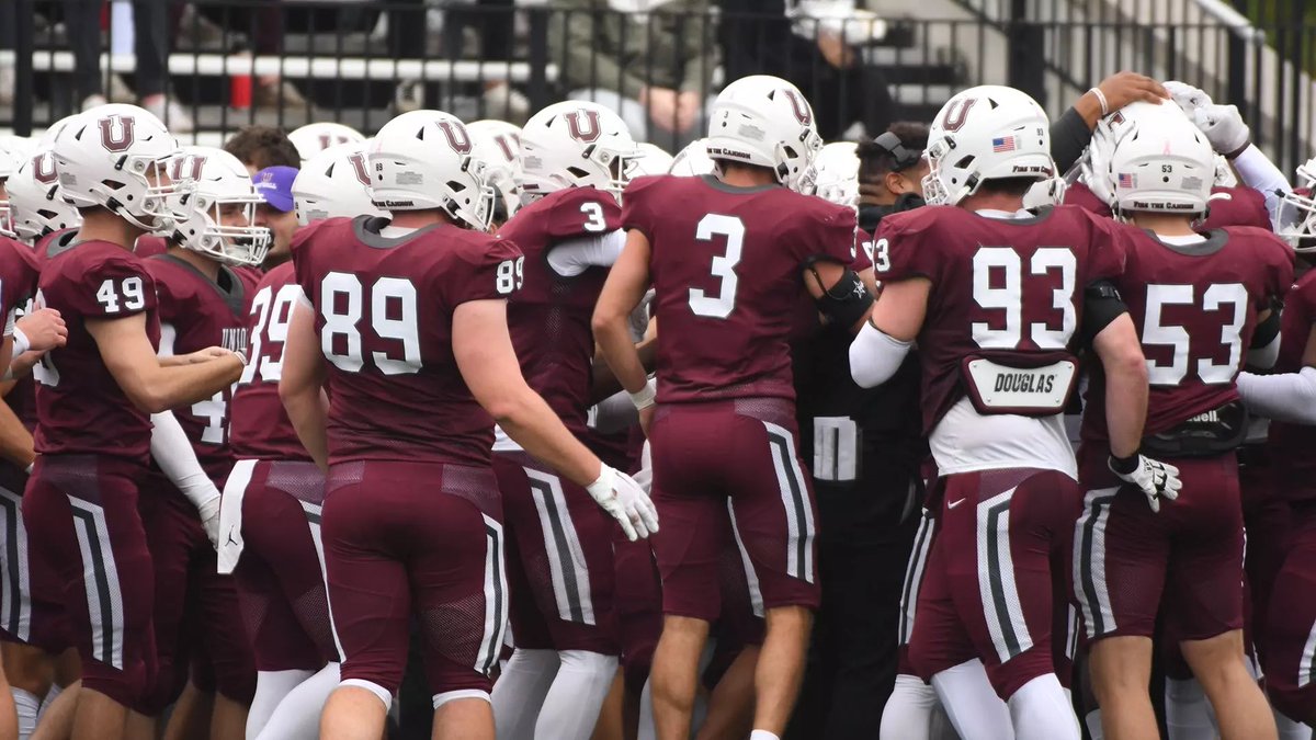 Iona Prep Football tweet media