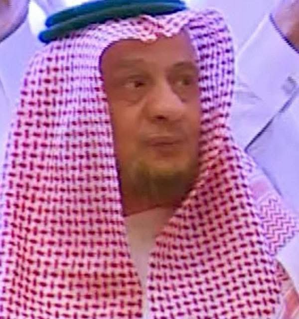 انتقل إلى رحمة الله تعالى مساء امس وصلي عليه اليوم عصرا في جامع الراجحي في الرياض الاعلامي السعودي المبارك بعد معاناة مع المرض بعد سيرة حافلة بالخير وتقديم البرامج الدعوية وأبرزها البرنامج المشهور والمعروف فتاوى ( نور على الدرب )مع جمع كبير من اصحاب الفضيلة العلماء 
وله العديد من