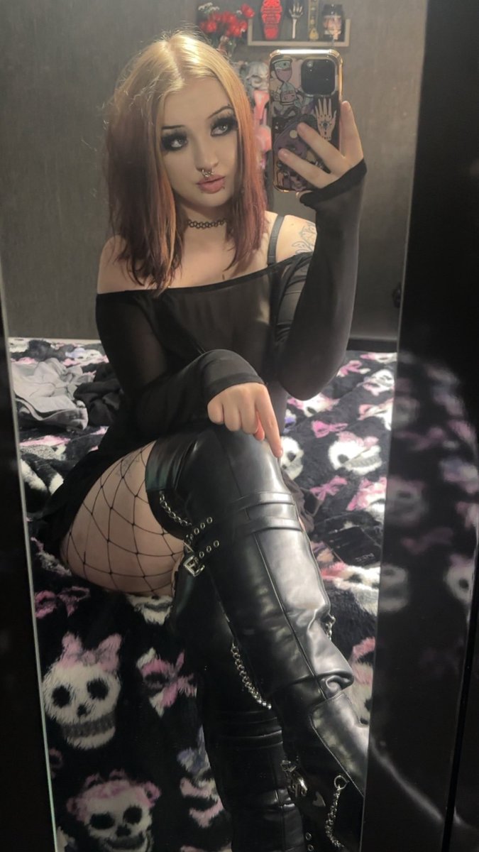 SpoilAliii's tweet image. this is where all your money goes