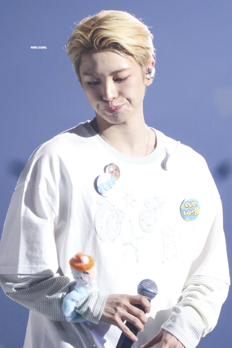 405zip's tweet image. 쁍