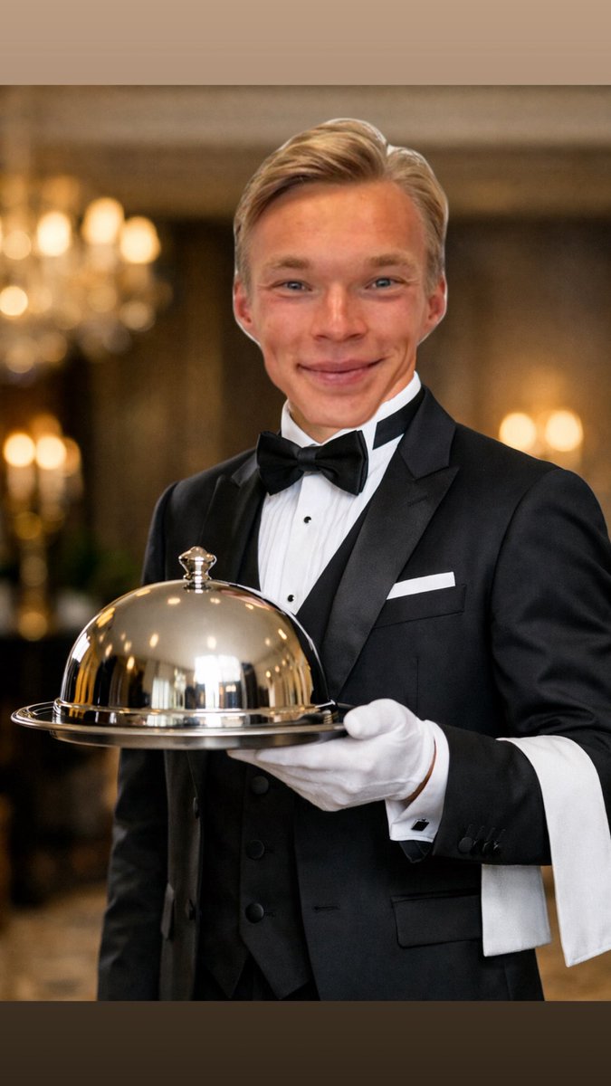 SussexGrecian's tweet image. “How may I ashisht you?” #ecfc