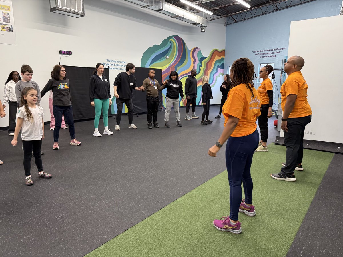 Thank you @gentlehandsandfeet for leading our fitness clinic this morning! We’re having a blast getting our heart rates up and Zumba-ing into a cold weekend! Thank you @spirit_club_fitness for allowing us to use your space!
