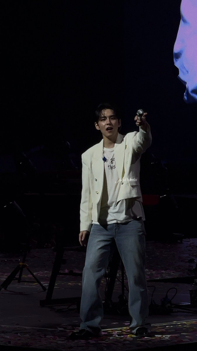 eaJ_luvr's tweet photo. Bias wrecked ni Womps Part 3🧎🏻‍♀️
 #Wonpil #DAY6_10th_Anniversary_Tour #The_DECADE_MANILA #DAY6inManila https://t.co/ZwLJjvR3hv