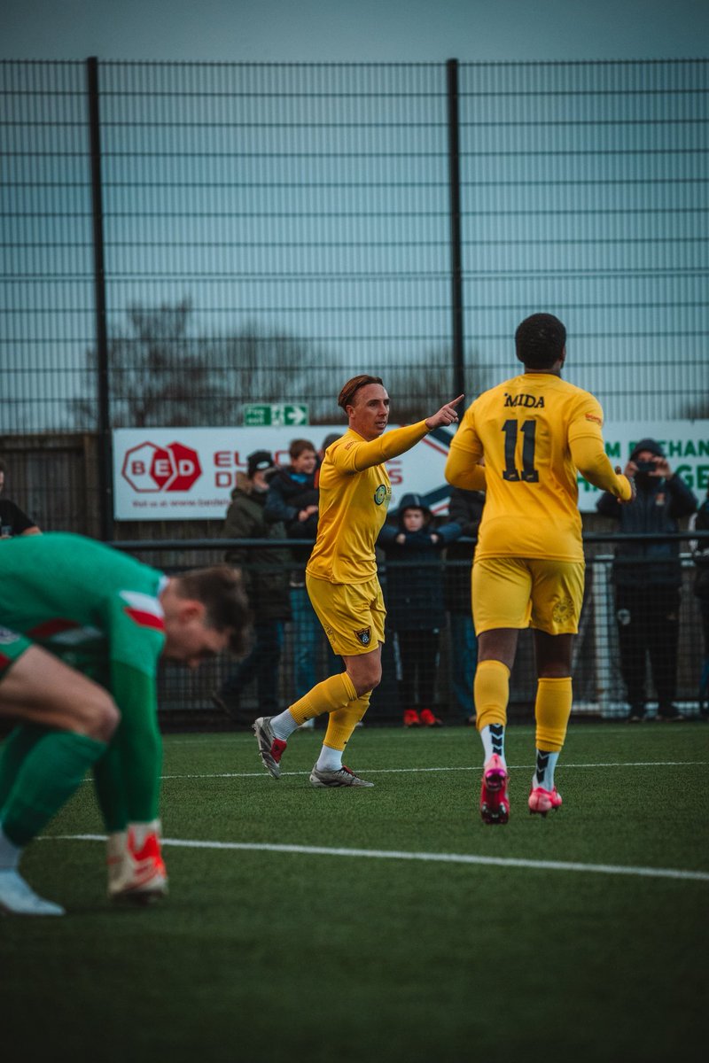 Harborough Town FC 🐝 tweet media