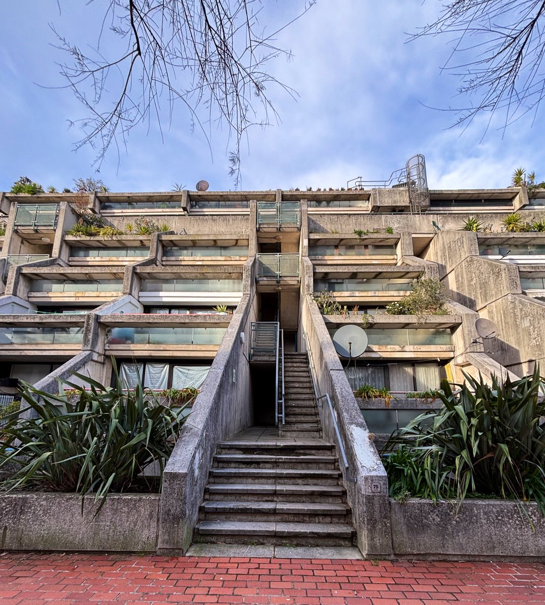 London Pub Map tweet media