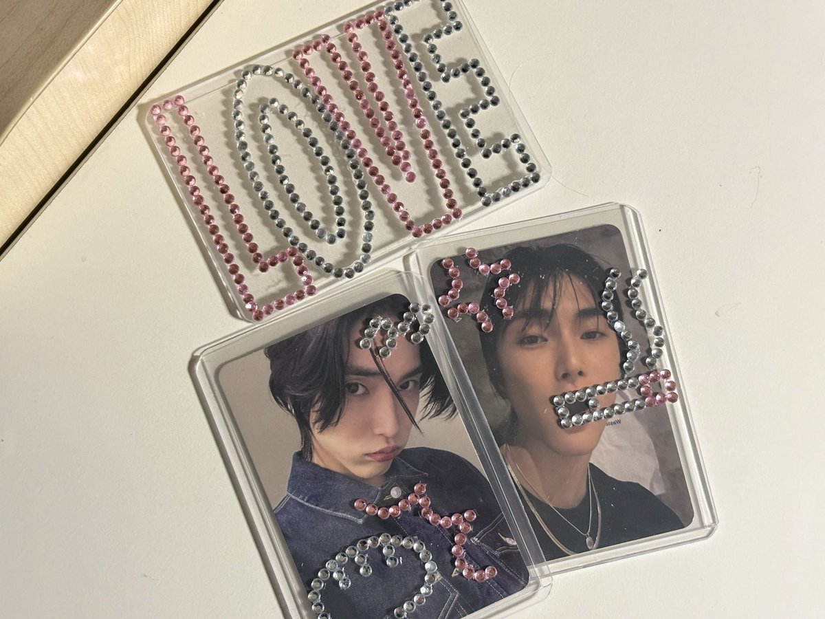 i_ngam03's tweet image. 비즈탑꾸 막차도 아니고 설국열차탐
근데조나 잘어울려 늦게해서미아내