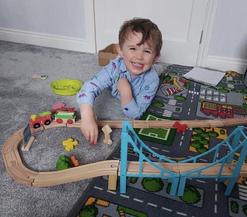 Dr Emily Cooper tweet media