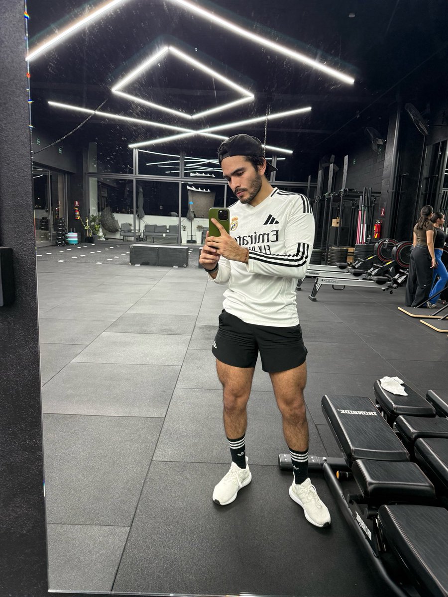 jgseee76's tweet photo. se entrenó se entrenó https://t.co/XeOrDaoLnw