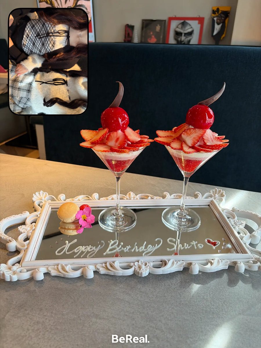 o125_2oo5's tweet photo. あかりんとお祝いしたこっちもみて〜😻💯💯生誕Tシャツありがとうございましたㅠ ̫ㅠ🍒⭐️多方面へ感謝😢💕😢💕 https://t.co/F3zzKVS8P8