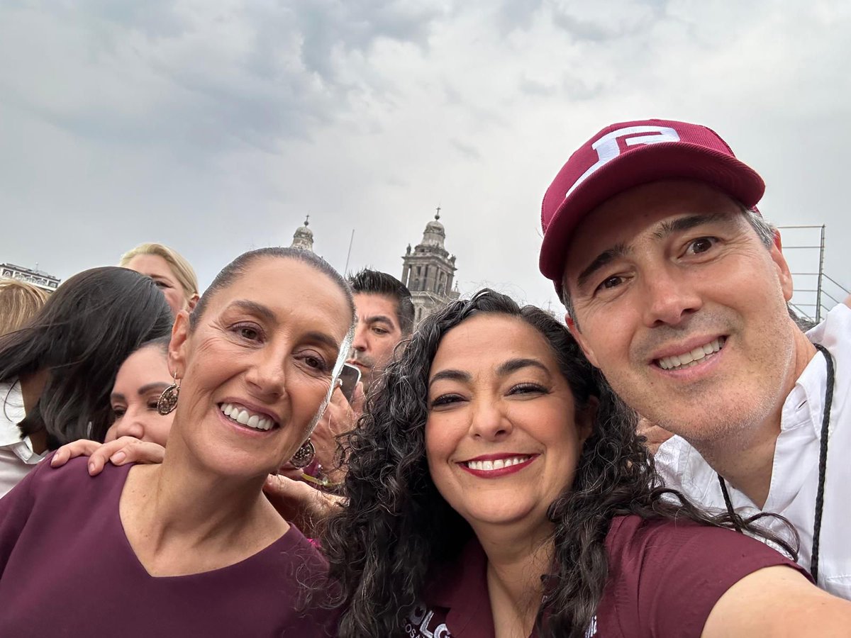 LIC. CHAZARO RDZ. tweet media