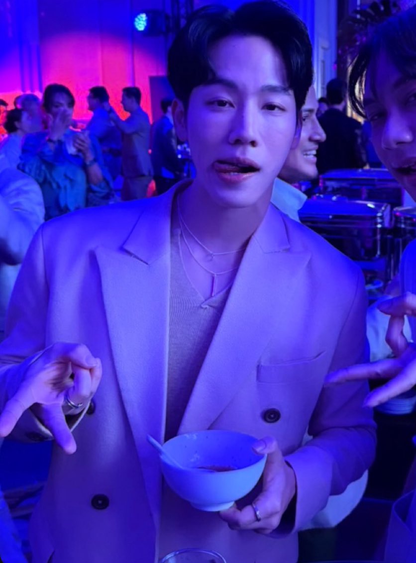 iboobooyou's tweet image. พี่เค้าบอกยัยวอชีซดแกงส้ม5555555555555555 อือ เอาเลย เต็มที่ ถ่ายก็จะถ่าย กินก็จะกิน เอ็นดูอะ หนูหิว

@warwanarat #warwanarat