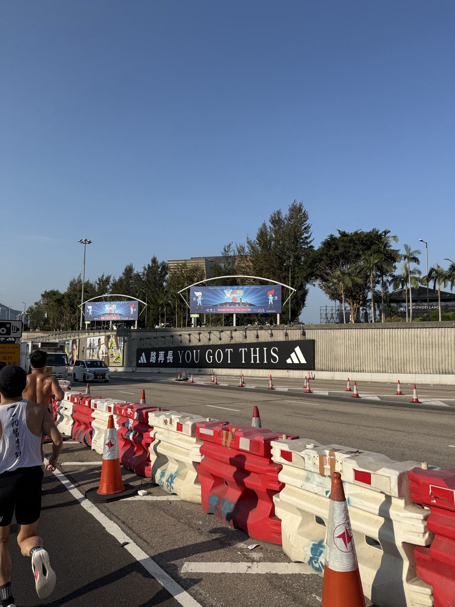 blacksneaker tweet media