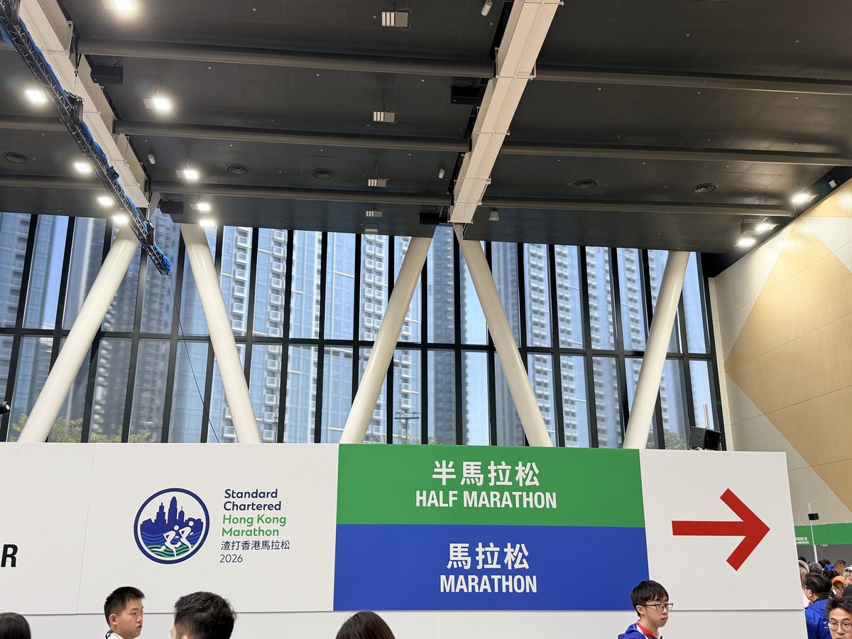 blacksneaker tweet media