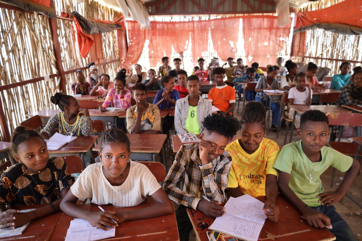 UNHCRinSudan's tweet image. Education empowers refugees.
Education helps rebuild lives and countries.
Education creates a foundation for peace.

24 January is #InternationalEducationDay. 🧑🏾‍🏫📖✍🏿

#EducationForAll #Sudan 🇸🇩