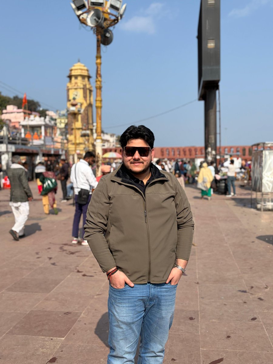 iamVishalRKumar's tweet photo. हर की पौडी - हरिद्वार https://t.co/y9yVfrKI1E