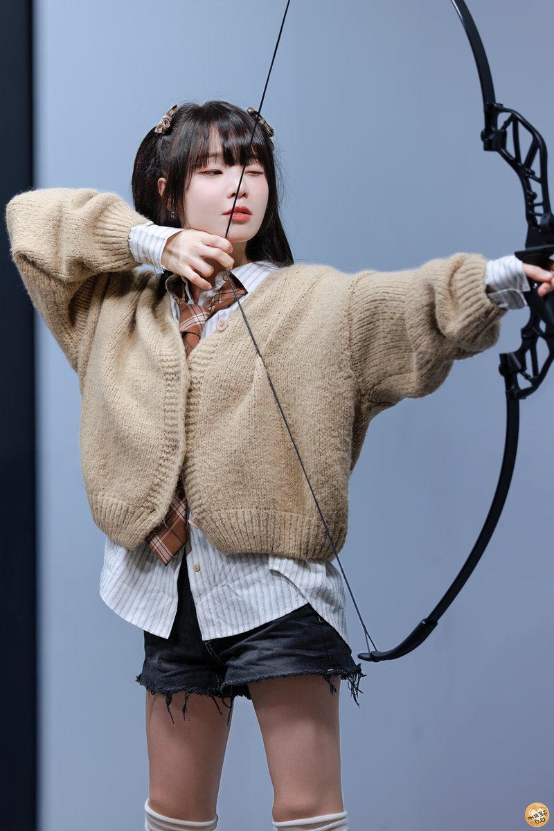 260117 시그 팬싸  

양궁부 에이스🏹

#오마이걸 #승희 #현승희 
#OHMYGIRL #SEUNGHEE