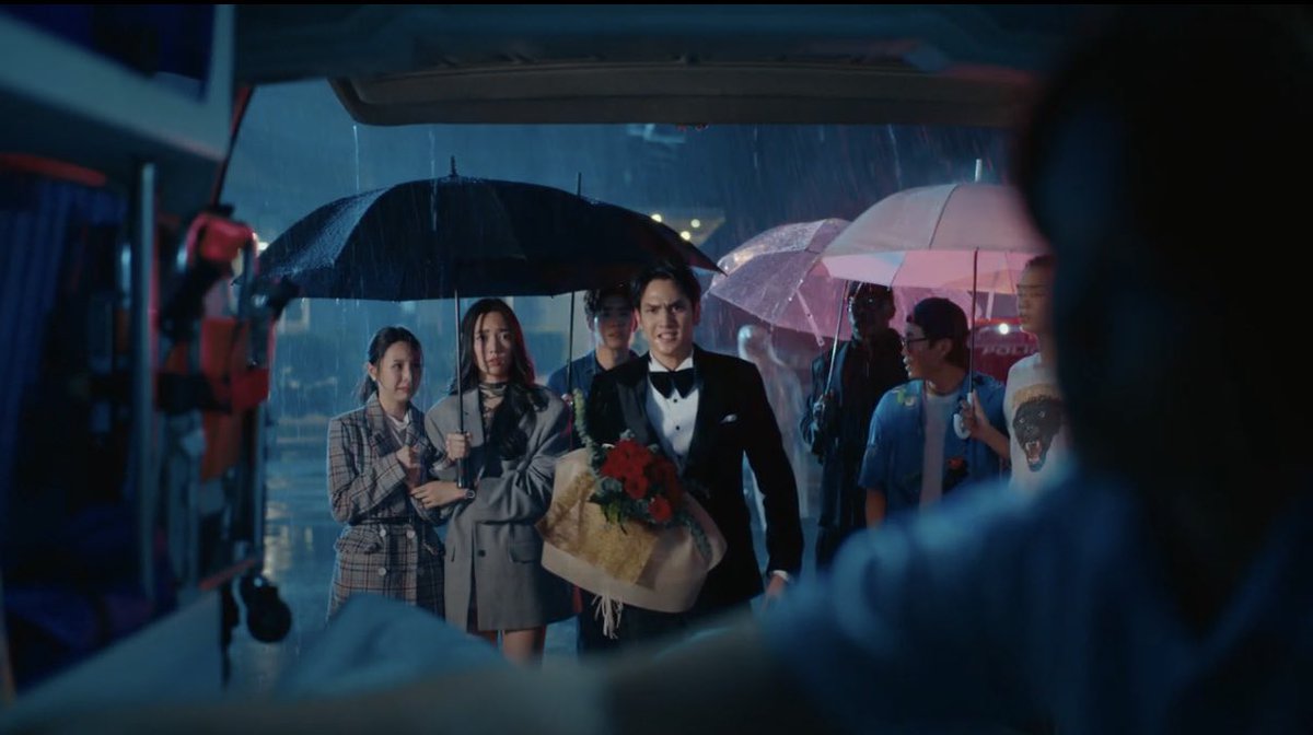 iTakkung's tweet image. ห๊าาา เอางี้จริงดิ ดลตายจริงดิ?????? สงสารปอนด์ร้องไห้หนักมากกกก เอ๊ะ หรือจริงๆยังไม่ตาย ผู้กำกับหลอกคนดูป้ะ 🤔

Reloved The Series EP8
#RelovedTheSeries #RELOVED_EP8