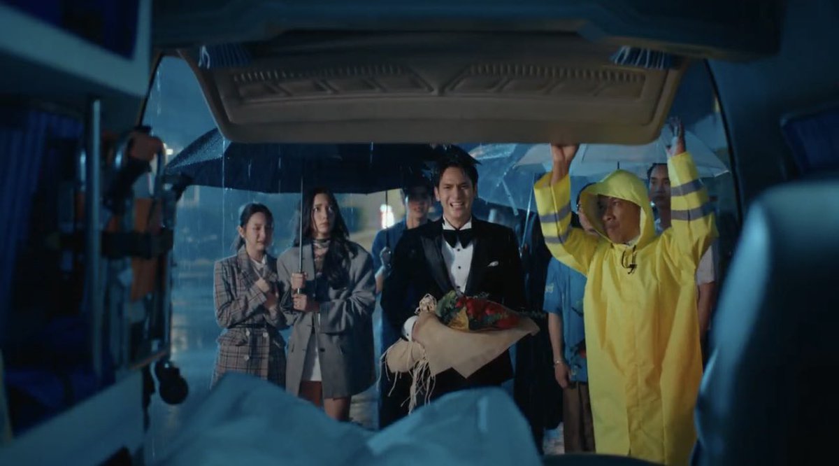 iTakkung's tweet image. ห๊าาา เอางี้จริงดิ ดลตายจริงดิ?????? สงสารปอนด์ร้องไห้หนักมากกกก เอ๊ะ หรือจริงๆยังไม่ตาย ผู้กำกับหลอกคนดูป้ะ 🤔

Reloved The Series EP8
#RelovedTheSeries #RELOVED_EP8