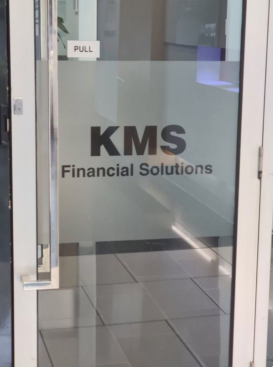 Christina @ Interrobang Art tweet media