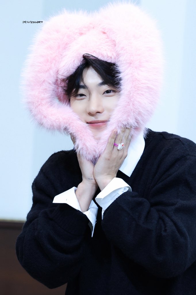 PrincessWyatt_'s tweet image. 260124 창쁘니💞 #이션 #창윤